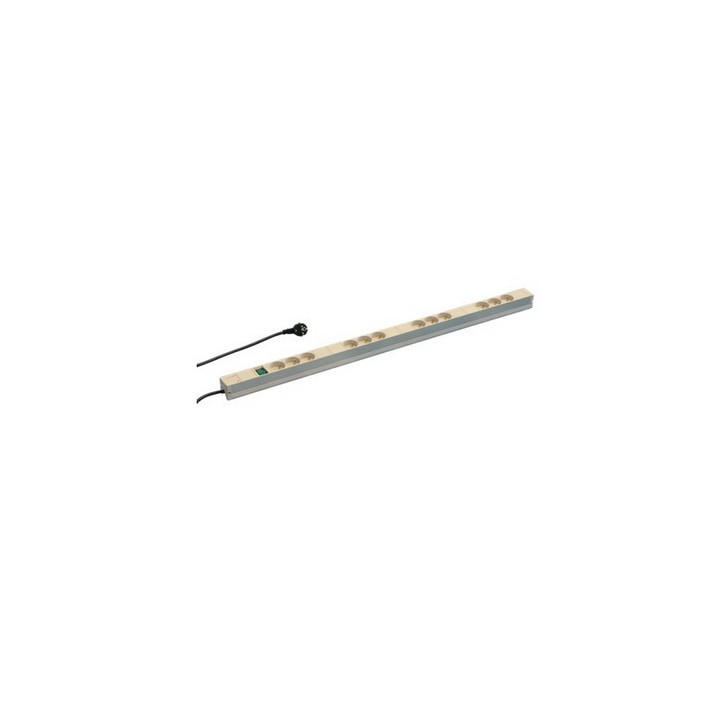 Bâti de prises UTE 12 prises 230V 16A avec interrupteur cordon 2m